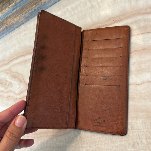 SALE!! Authentic LV Long Brown Monogram Wallet - Picture 6 of 17